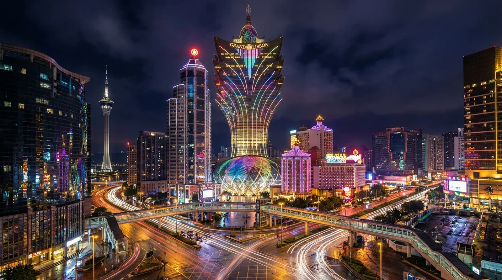 新葡京大廈日間外觀